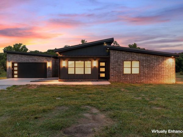 336 Dry Fly Court, Flippin, AR 72634