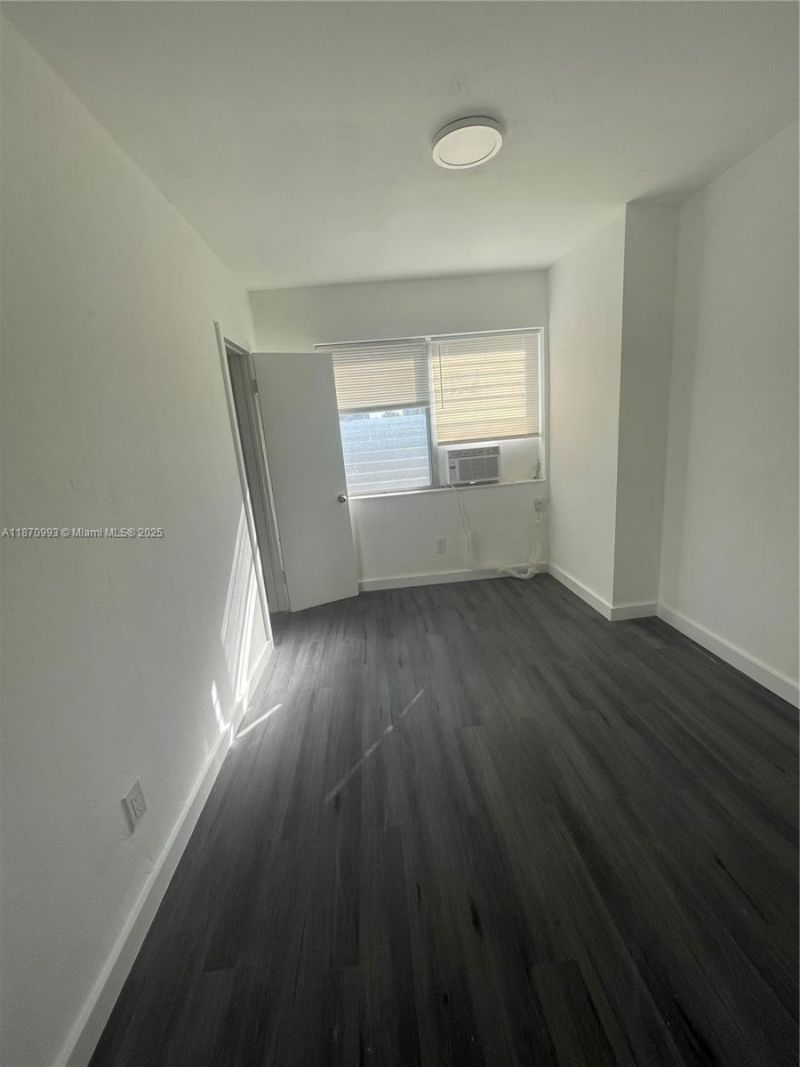 785 81st St, Unit 3, Miami Beach, FL 33141 Photo