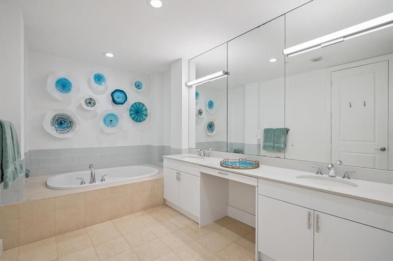 63 Isle Of Venice Drive, Unit 63, Fort Lauderdale, FL 33301 Photo