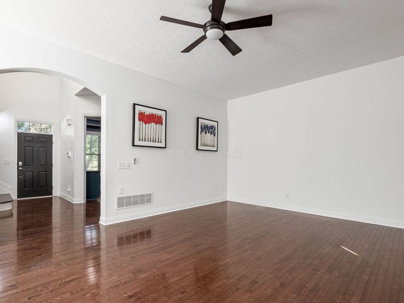 4231 Troutbrook Drive, Dublin, OH 43017 Photo 9