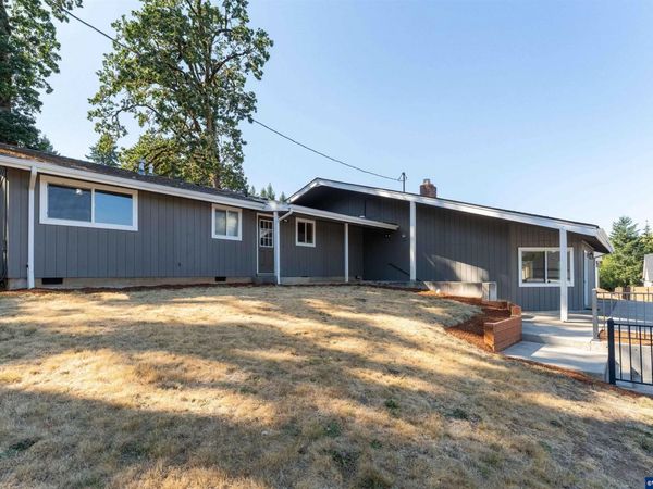 990 Pippa Ln, Philomath, OR 97370