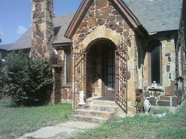 500 NW 15th Street, Fort Worth, TX 76164 Main Photo