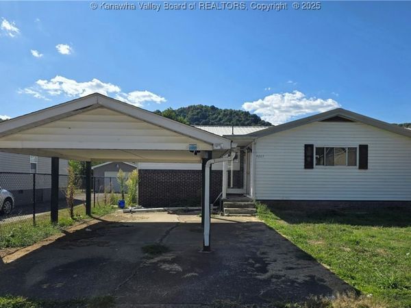 5207 Church Drive, Charleston, WV 25306