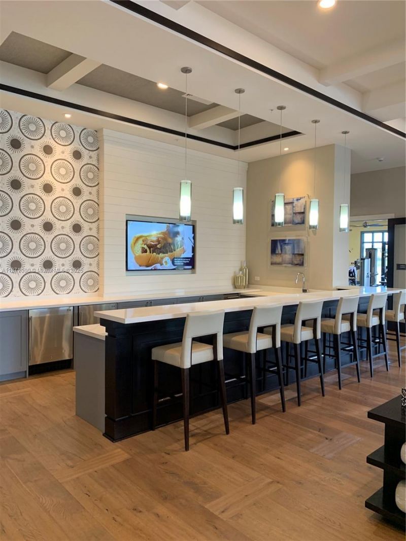 3293 W 98th Pl, Hialeah, FL 33018 Photo