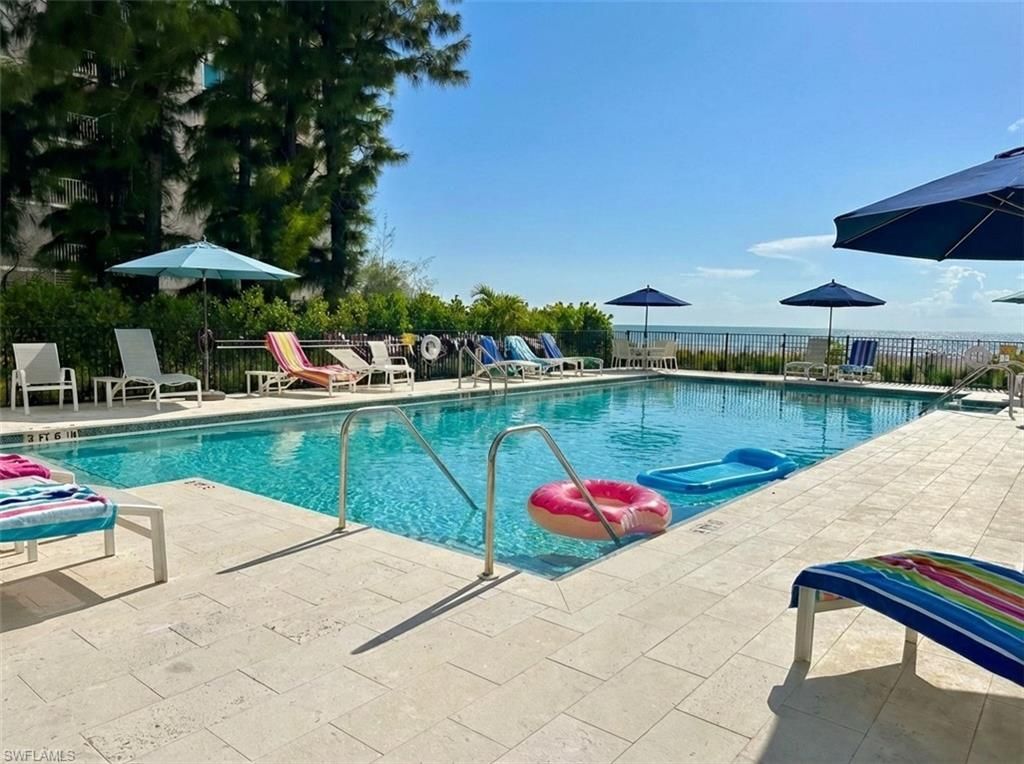 3483 Gulf Shore Blvd N, Unit 604, Naples, FL 34103 Photo