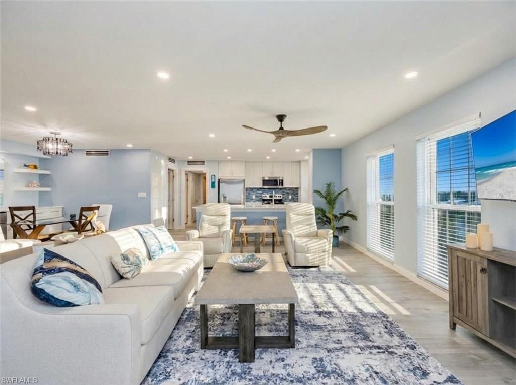 3483 Gulf Shore Blvd N, Unit 604, Naples, FL 34103 Photo