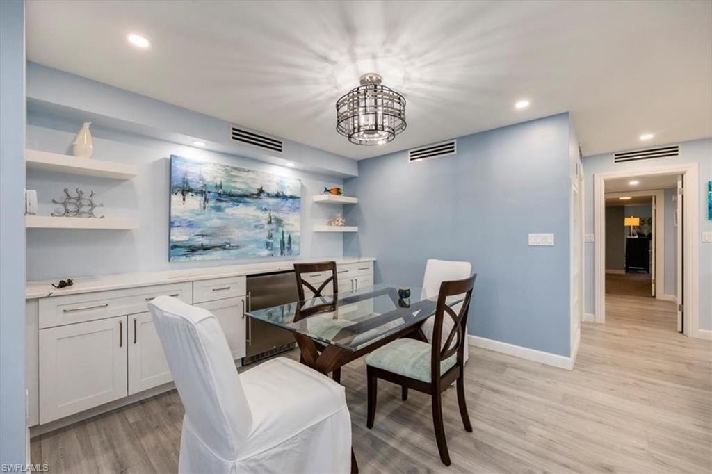 3483 Gulf Shore Blvd N, Unit 604, Naples, FL 34103 Photo