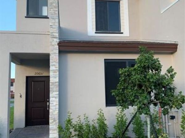 20651 NE 7 PL, Miami, FL 33179