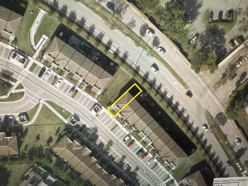 20651 7 Place, Miami, FL 33179 Photo