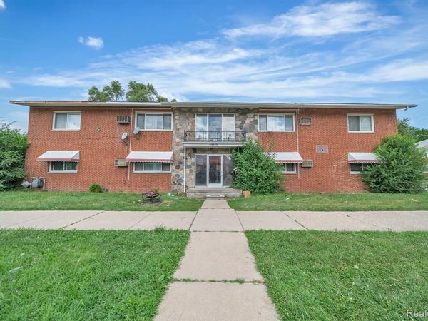 20810 W Chicago Street, Detroit, MI 48228