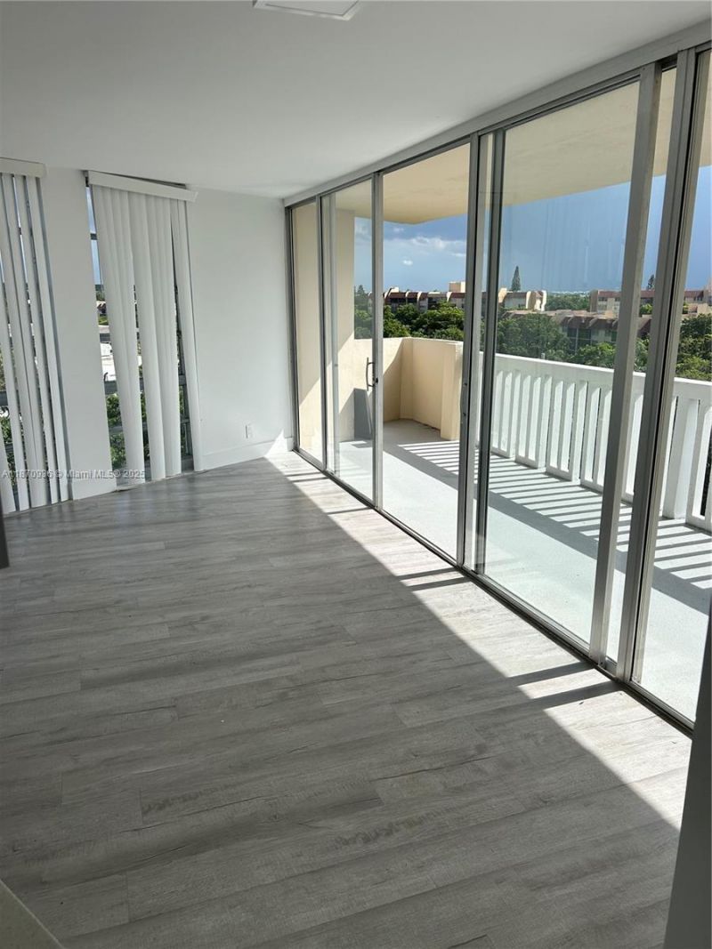 6921 Environ Blvd, Unit 7P, Lauderhill, FL 33319 Photo