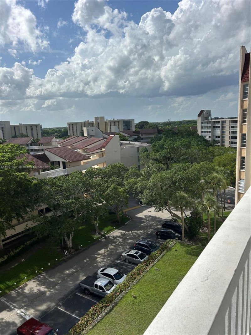 6921 Environ Blvd, Unit 7P, Lauderhill, FL 33319 Photo