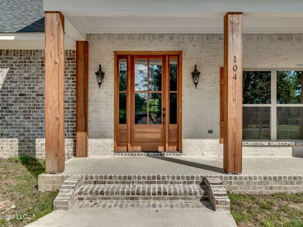 104 Shady Oaks Lane, Forest, MS 39074