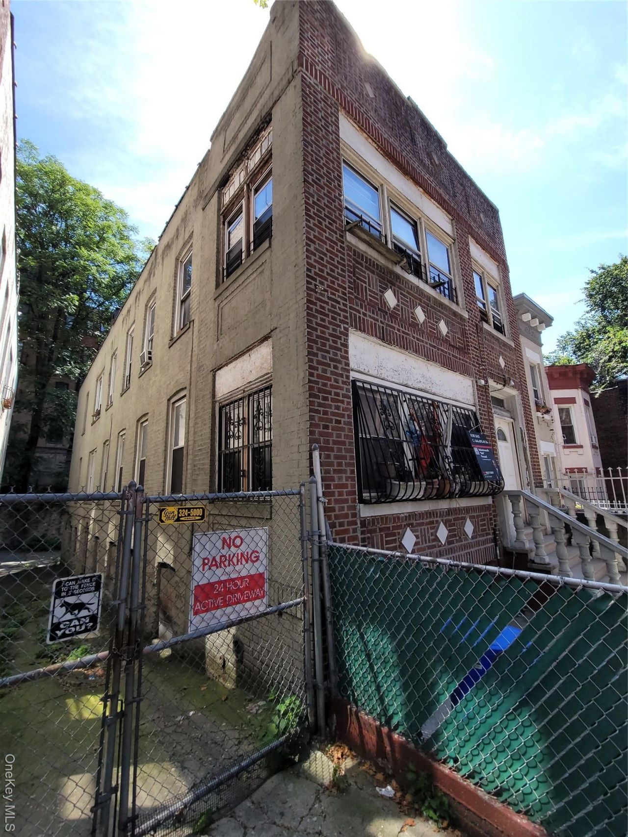 1748 Eastburn Avenue, Bronx, NY 10457 Main Photo