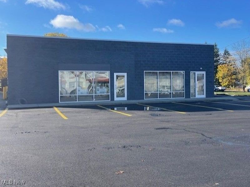 1300 Main Street, Ravenna, OH 44266 Photo 2