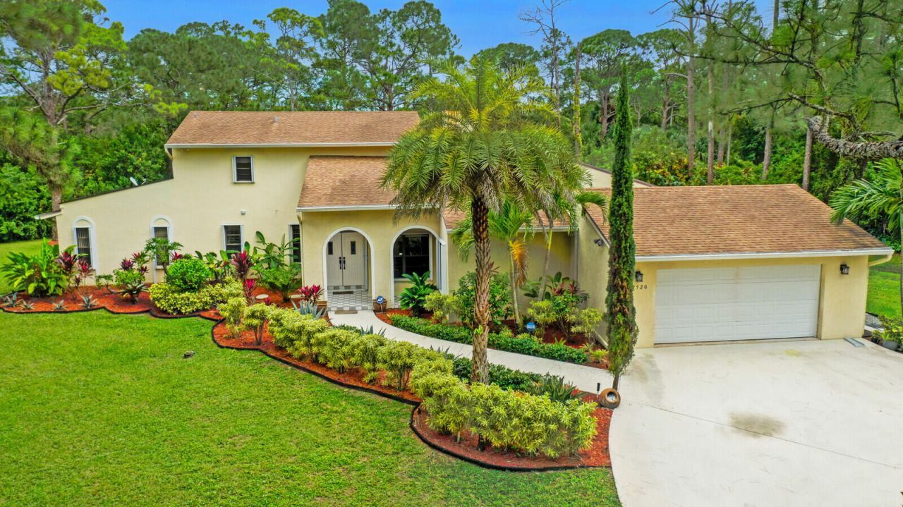 17520 Bridle Court Nw, Jupiter, FL 33478 Photo