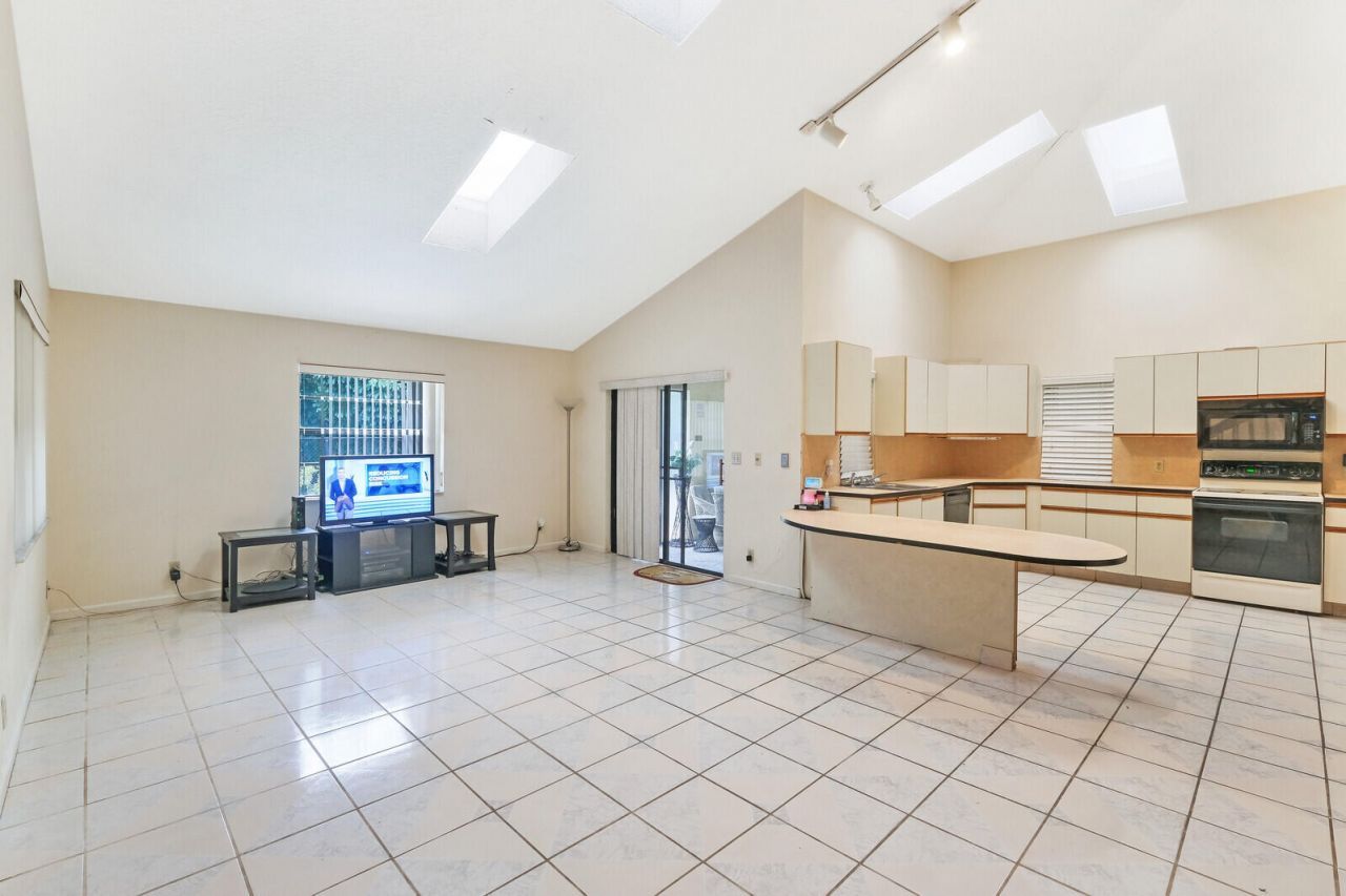 17520 Bridle Court Nw, Jupiter, FL 33478 Photo