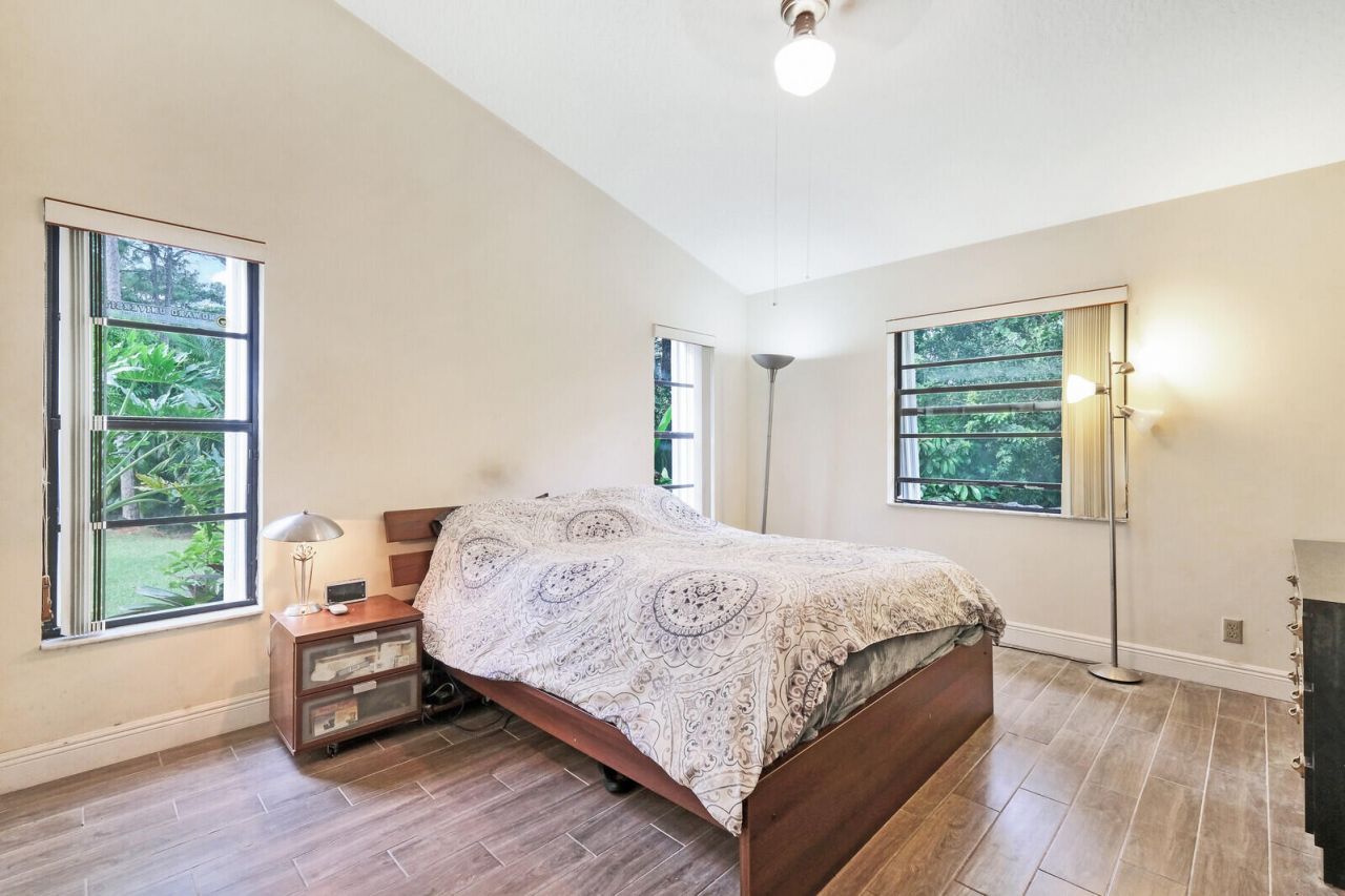 17520 Bridle Court Nw, Jupiter, FL 33478 Photo