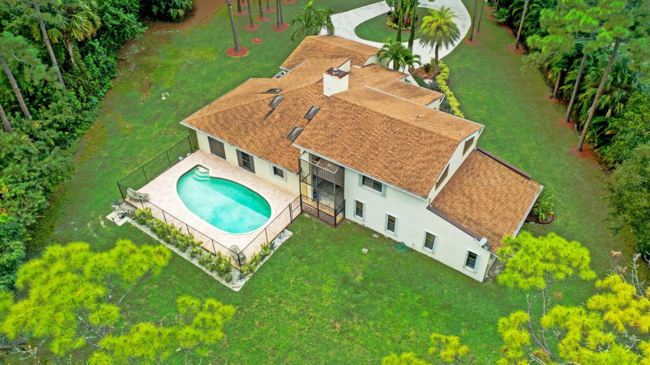 17520 Bridle Court Nw, Jupiter, FL 33478 Photo