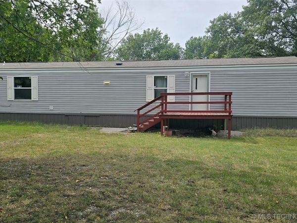 446 S Elm Street, Nowata, OK 74048