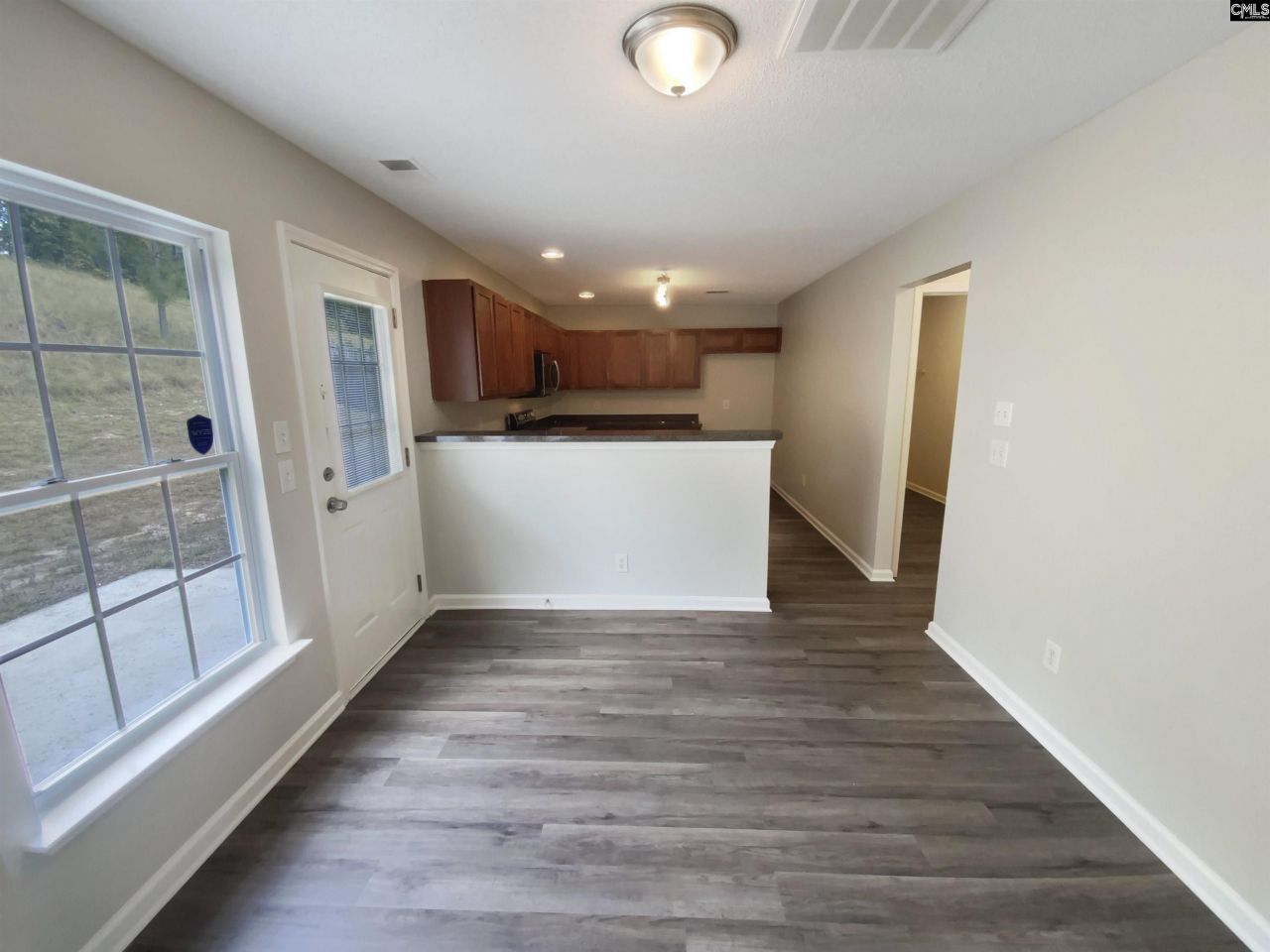 112 Wesley Court Photo 11