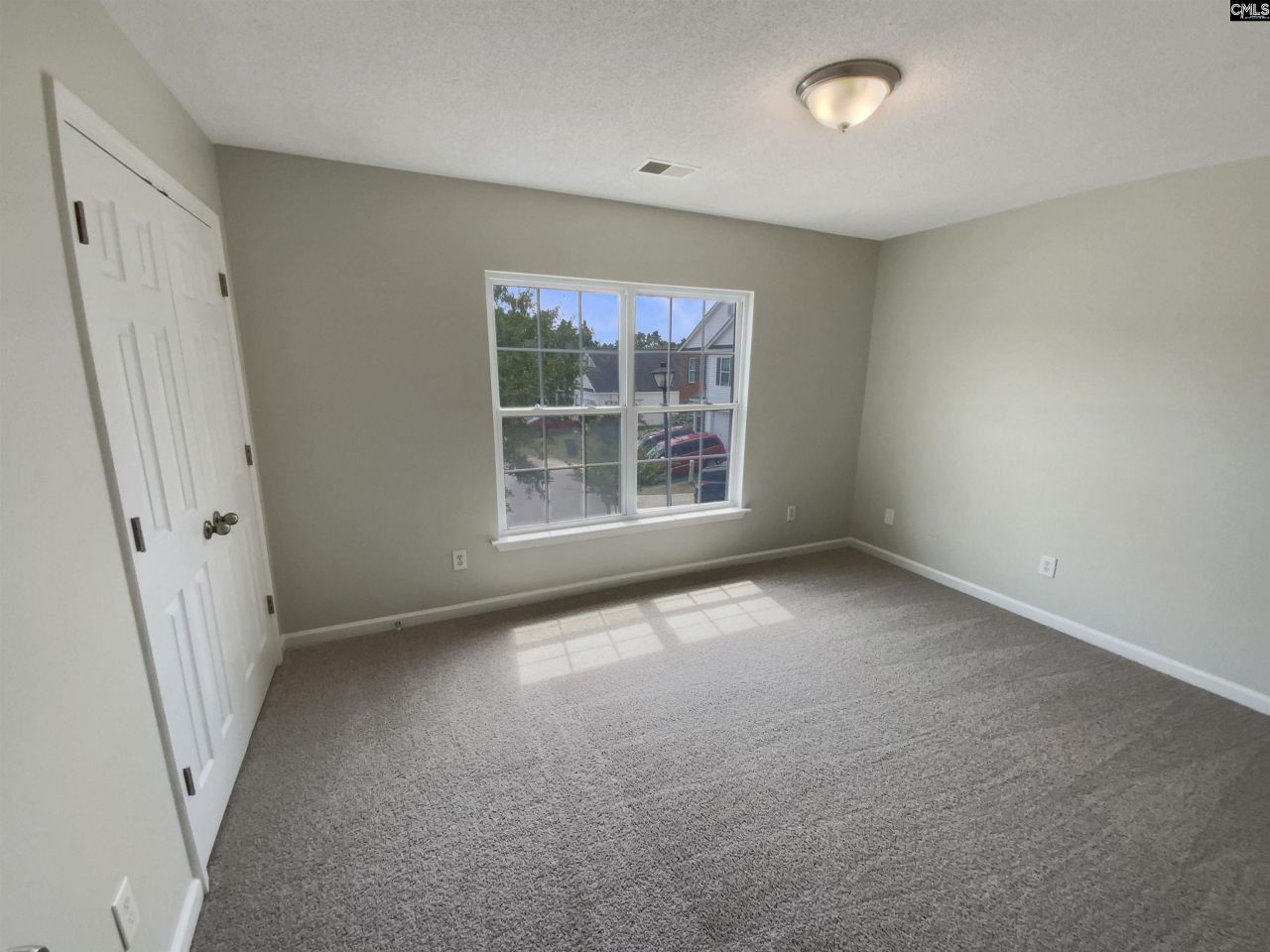 112 Wesley Court Photo 18