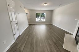 112 Wesley Court photo 4