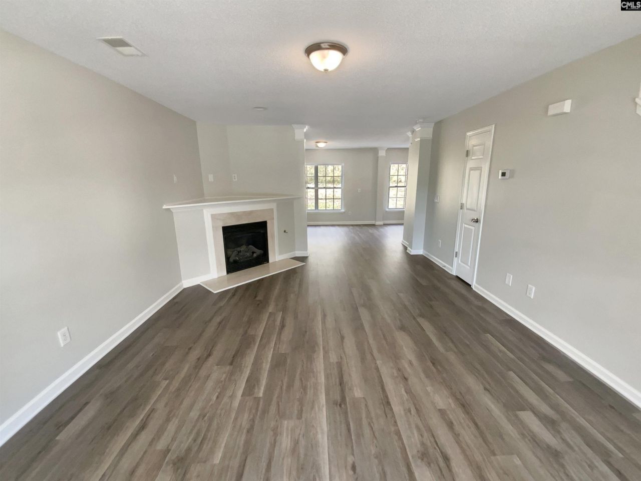 112 Wesley Court Photo 8