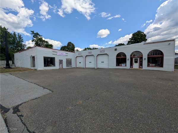 213 Dewey Avenue, Cambridge, OH 43725