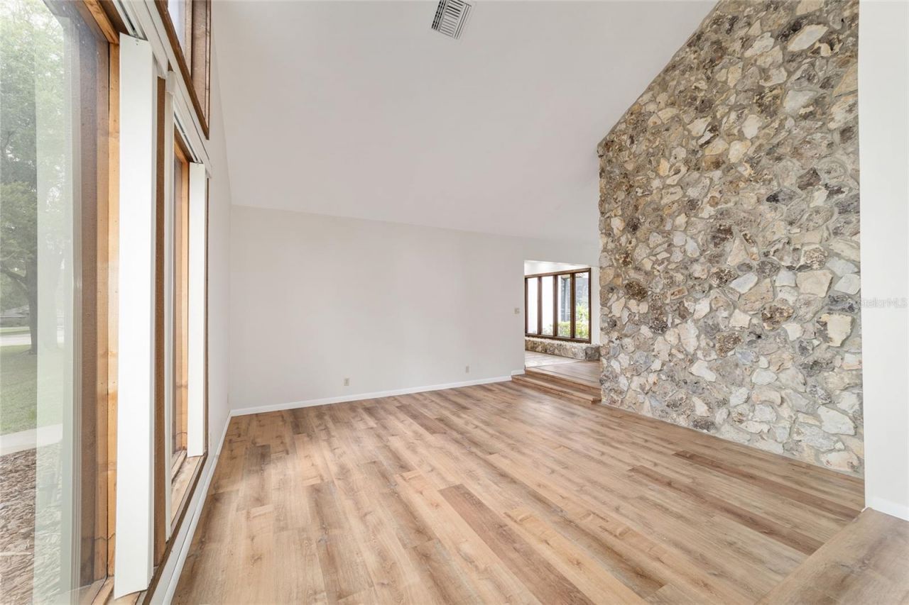 165 NE 55th Avenue, Ocala, FL 34470 Photo