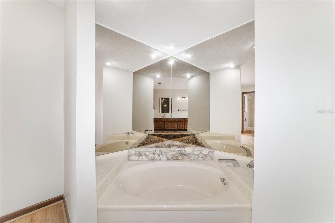 165 NE 55th Avenue, Ocala, FL 34470 Photo