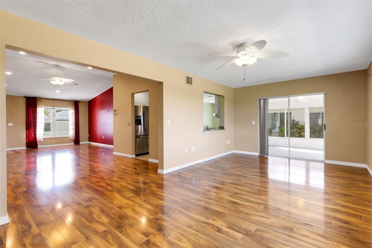 3995 Lakewood Avenue, Bradenton, FL 34208 Photo