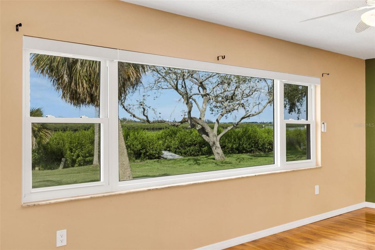 3995 Lakewood Avenue, Bradenton, FL 34208 Photo