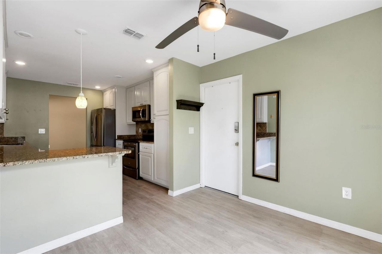 3995 Lakewood Avenue, Bradenton, FL 34208 Photo