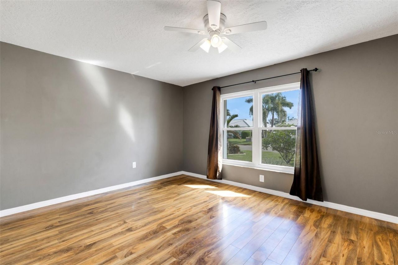 3995 Lakewood Avenue, Bradenton, FL 34208 Photo