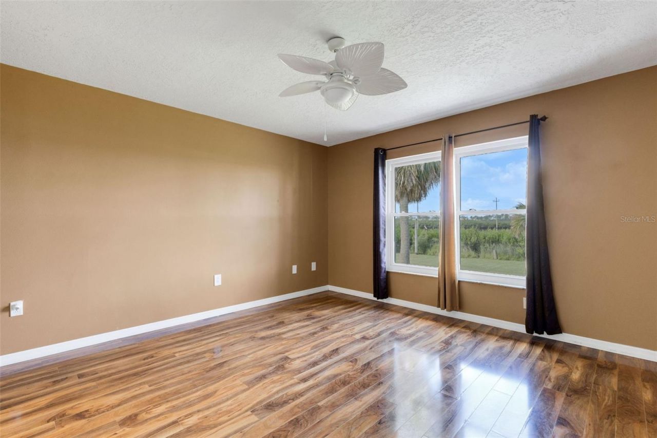 3995 Lakewood Avenue, Bradenton, FL 34208 Photo