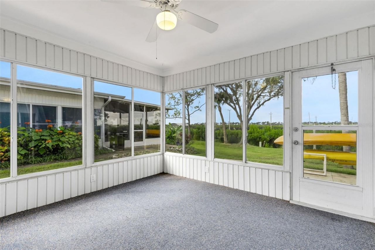 3995 Lakewood Avenue, Bradenton, FL 34208 Photo