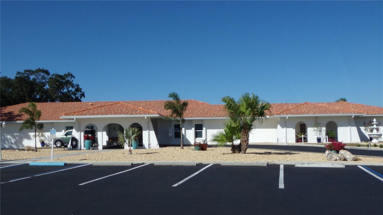 3995 Lakewood Avenue, Bradenton, FL 34208 Photo