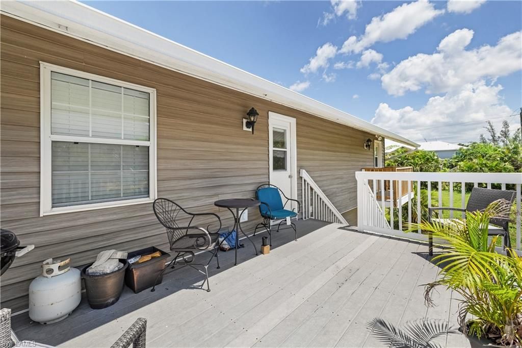 7841 Breakwater Ct, Bokeelia, FL 33922 Photo