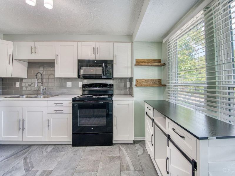 3015 Stratford Court, Unit 126, Loveland, OH 45140 Photo 11