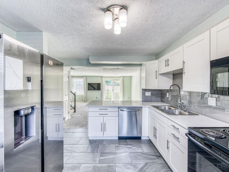 3015 Stratford Court, Unit 126, Loveland, OH 45140 Photo 9