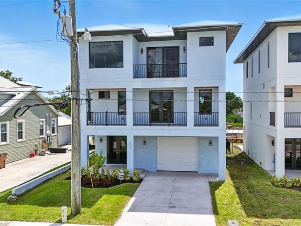 910 W OLYMPIA AVENUE, PUNTA GORDA, FL 33950