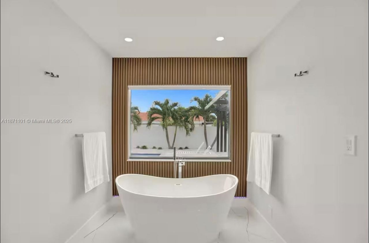 6201 SW 107th Ave, Miami, FL 33173 Photo