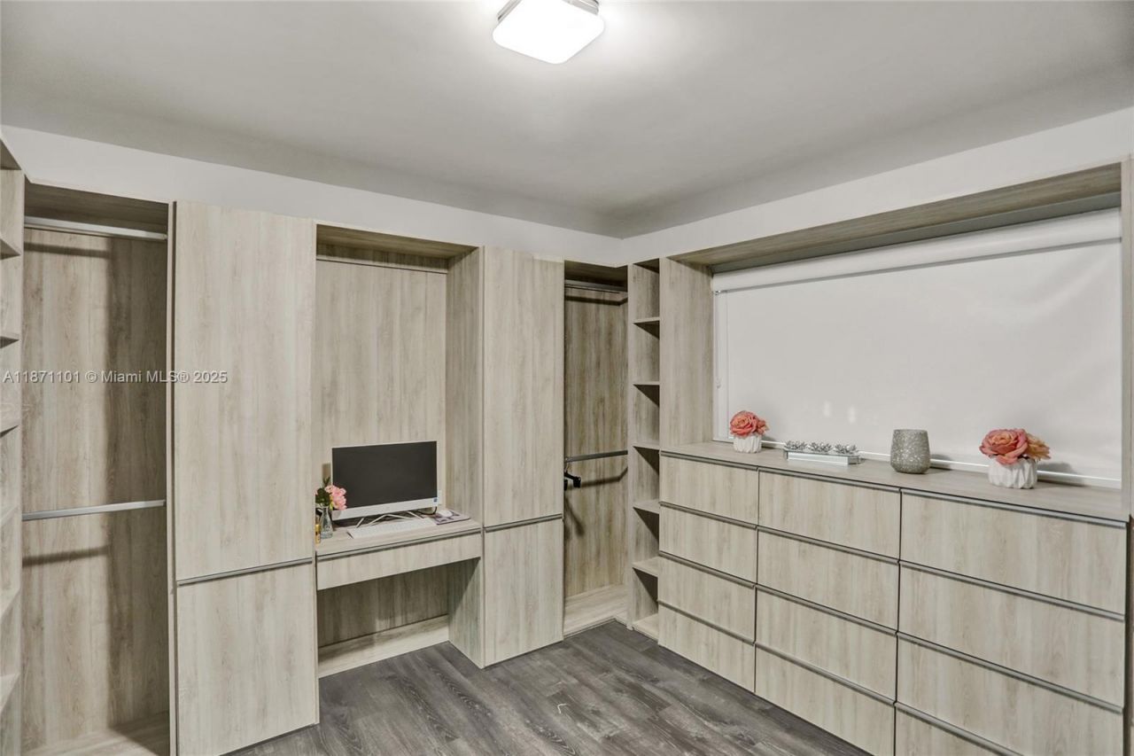 6201 SW 107th Ave, Miami, FL 33173 Photo