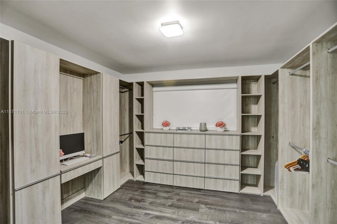 6201 SW 107th Ave, Miami, FL 33173 Photo