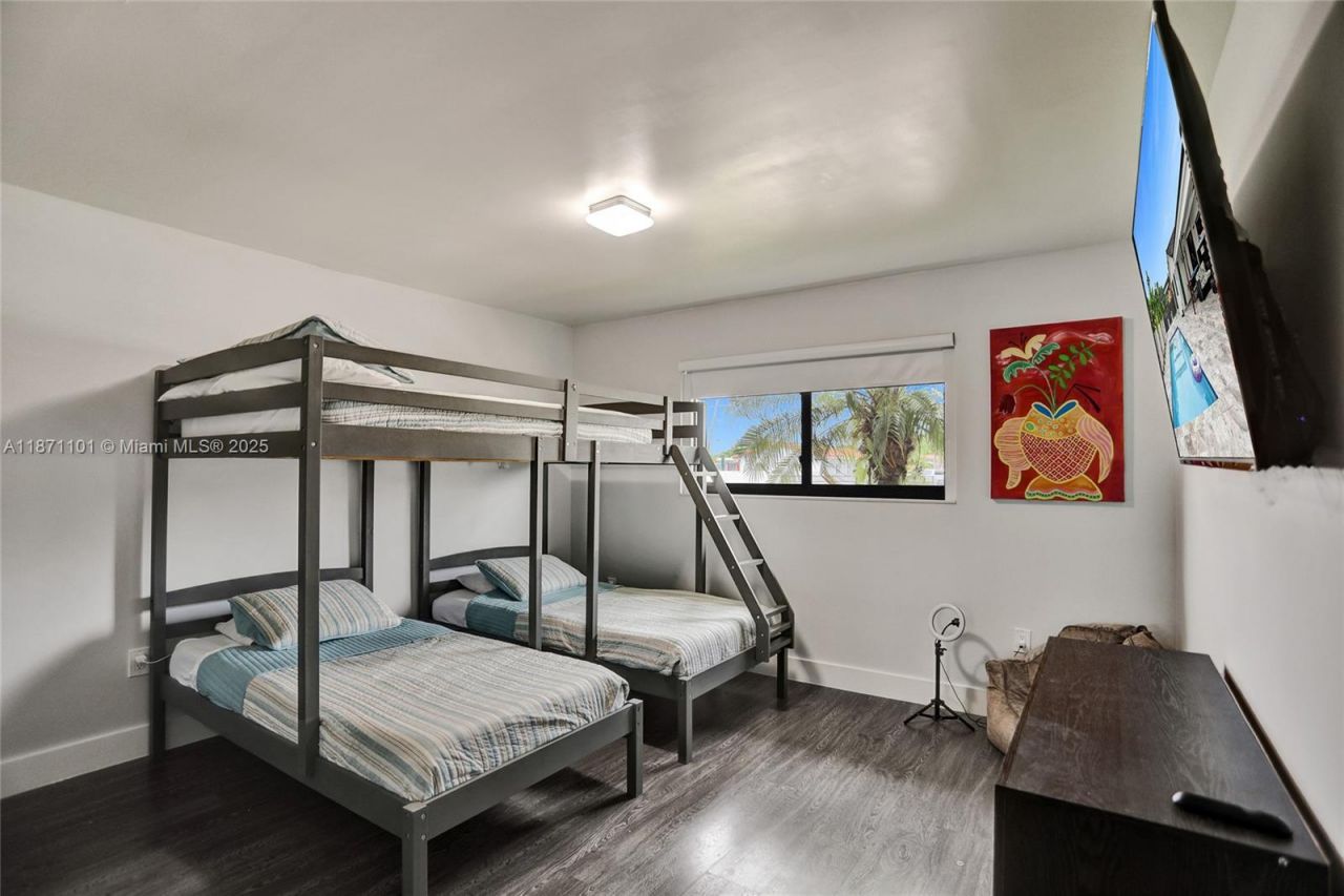 6201 SW 107th Ave, Miami, FL 33173 Photo