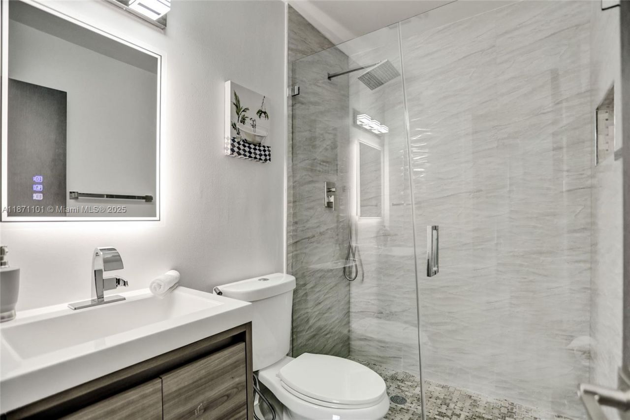 6201 SW 107th Ave, Miami, FL 33173 Photo