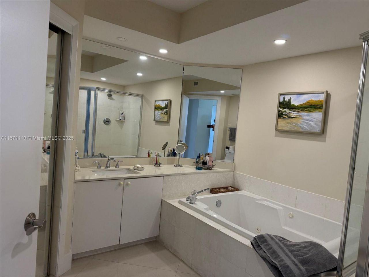 20185 E Country Club Dr, Unit 510, Aventura, FL 33180 Photo