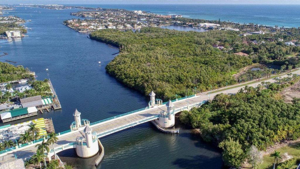 200 Horizons W, Unit 111, Boynton Beach, FL 33435 Photo