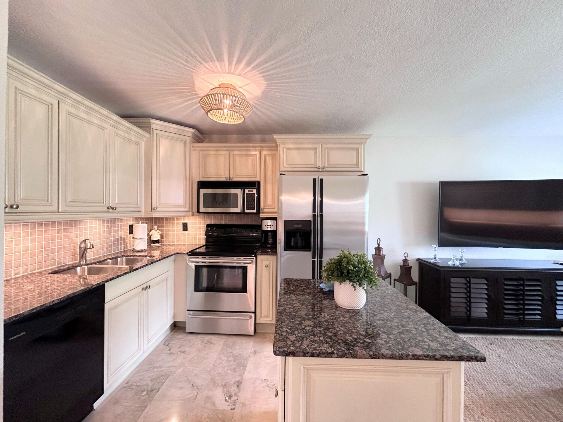 200 Horizons W, Unit 111, Boynton Beach, FL 33435 Photo